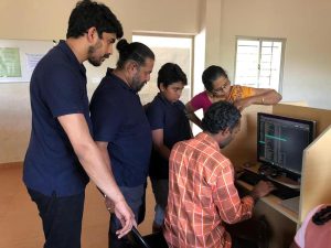 தென் இந்திய பார்வையற்றோர் பள்ளியில் மதிய உணவு வழங்கல்