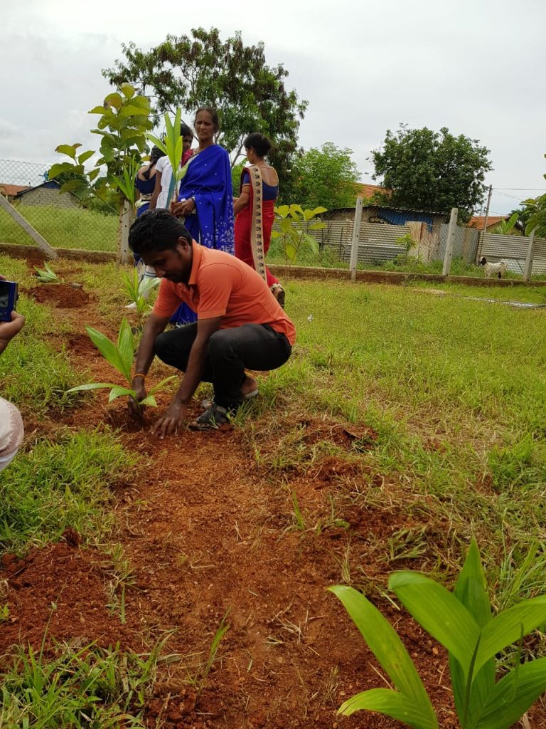 “கார்த்திகையில் மரம் நடுவோம்” திட்டம் – நல்லிணக்கபுரம் மரக்கன்று நடும் நிகழ்வு