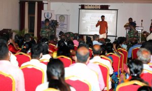 சான்றிதழ் வழங்கும் நிகழ்வு