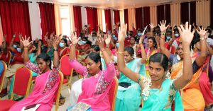 சான்றிதழ் வழங்கும் நிகழ்வு