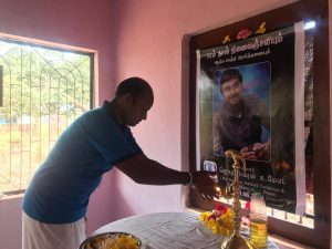 மதிய உணவு வழங்கல்