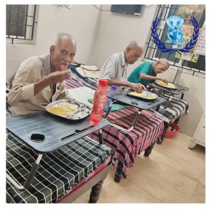 மதிய உணவு வழங்கல்