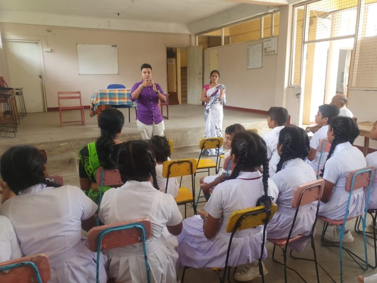 தேசிய சைகை மொழி பயிற்சி பட்டறை