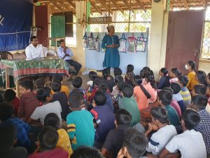 உடுவில் பிரதேச செயலகத்திற்கு உட்பட்ட மாணவர்களிற்கான கற்றல் உபகரணங்கள் வழக்கல்